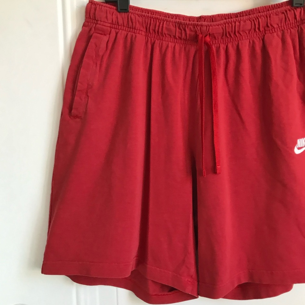 NIKE Men's XL Red Casual Athletic Sports Drawstring Fleece Shorts w/pockets GUC - Picture 6 of 14